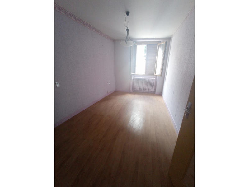 Maison - 180 m² - 5 pièces