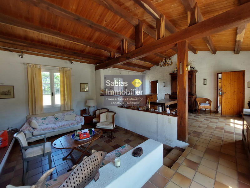 Maison - 167 m² - 7 pièces