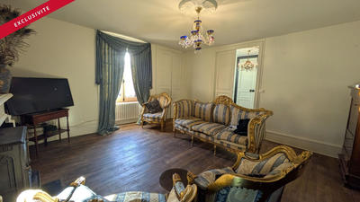 Maison - 230 m² - 8 pièces