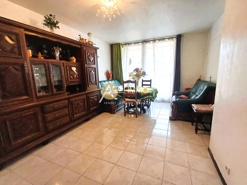 Appartement - 101 m² - 5 pièces