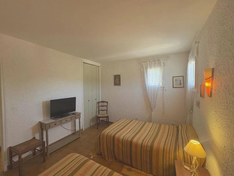 Maison - 181 m² - 6 pièces