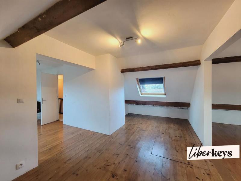 Maison - 186 m² - 7 pièces