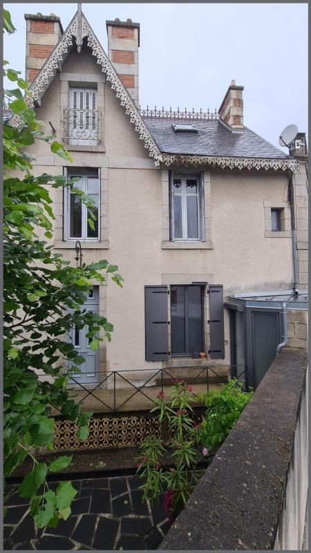 Maison - 160 m² - 10 pièces