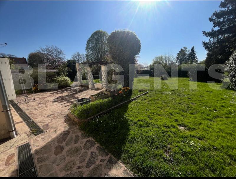 Briarde - 177 m² - 6 pièces