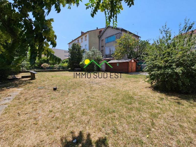 Maison - 252 m² - 10 pièces