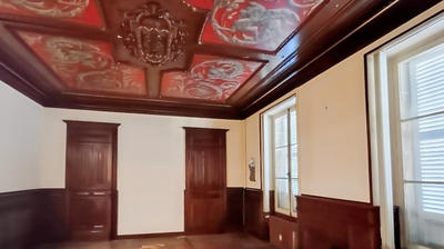 Maison - 270 m² - 10 pièces