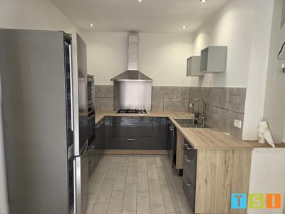 Maison de ville - 90 m² - 4 pièces