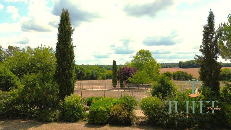 Maison - 274 m² - 9 pièces