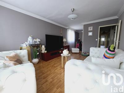 Appartement - 93 m² - 5 pièces