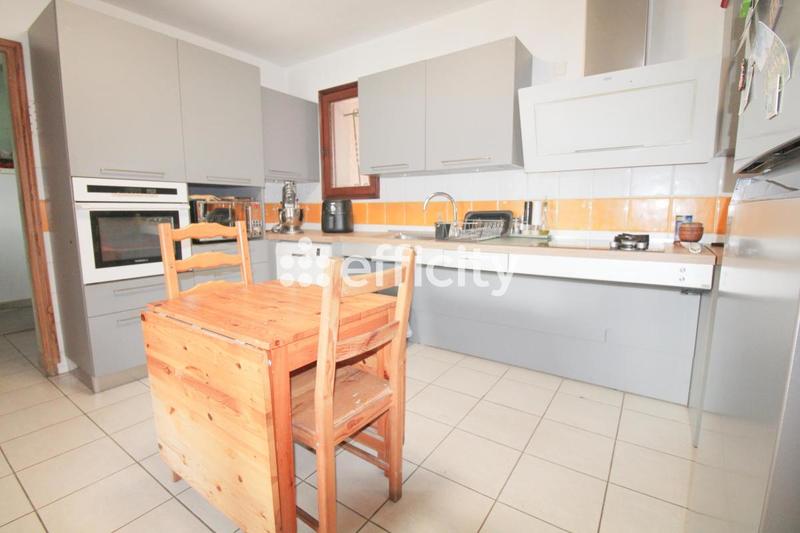 Maison - 125 m² - 6 pièces