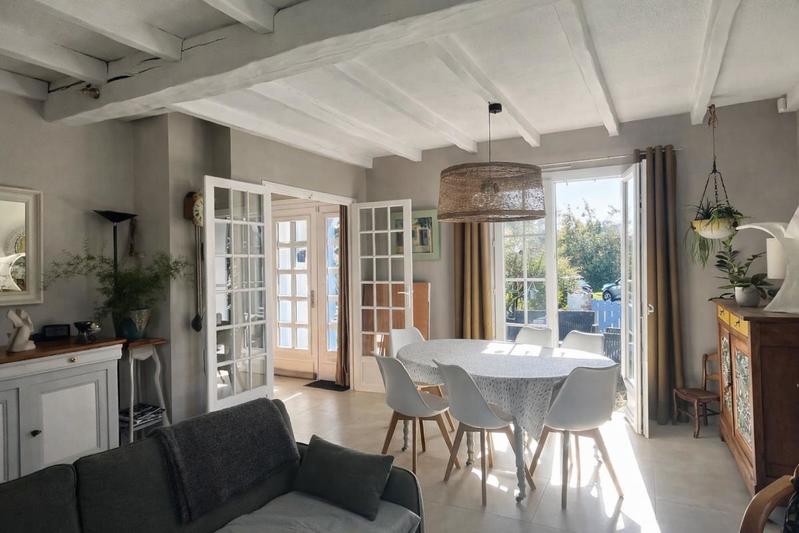 Maison - 140 m² - 5 pièces