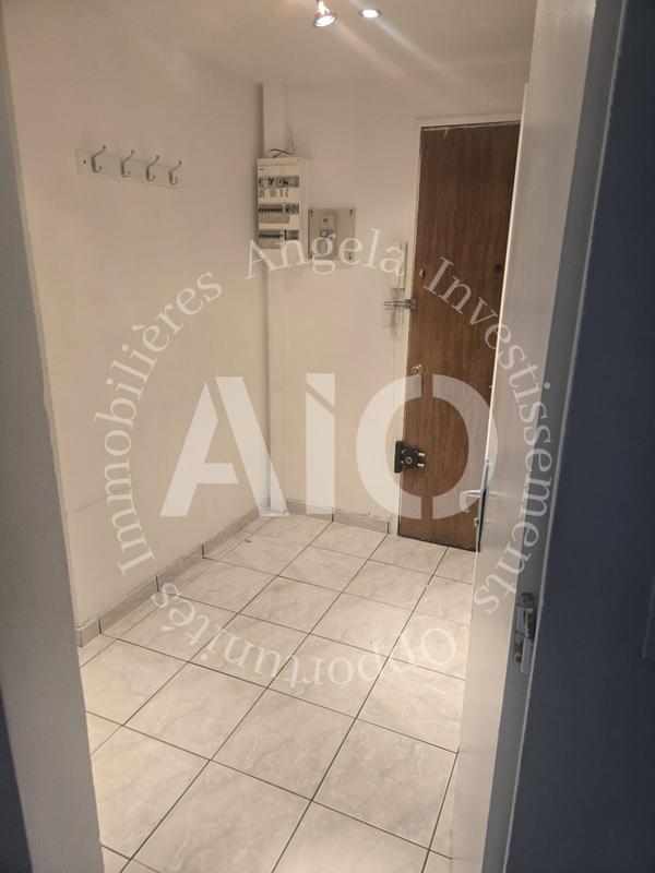 Appartement - 80 m² - 5 pièces