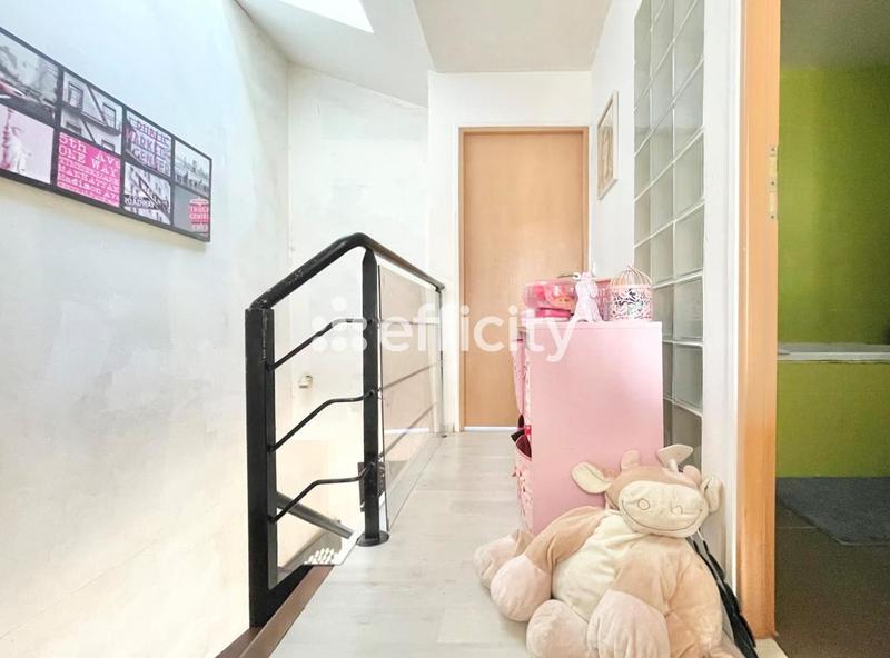 Maison - 101 m² - 5 pièces