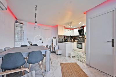 Appartement - 56 m² - 3 pièces