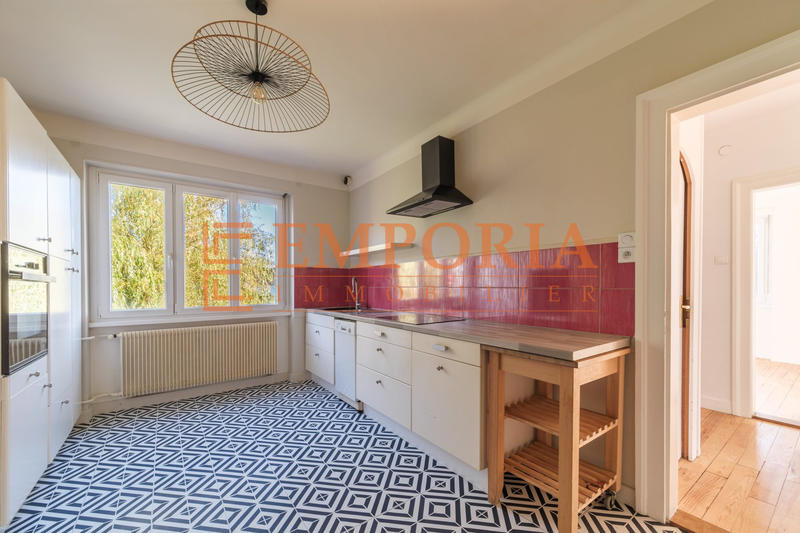 Maison - 150 m² - 7 pièces