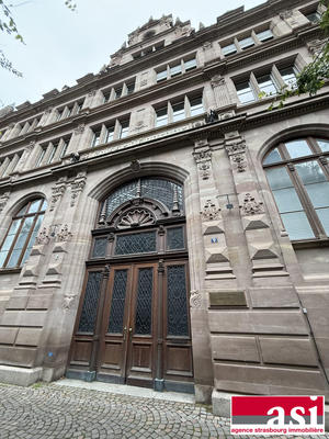 Local d'activités - 90 m² - 3 pièces