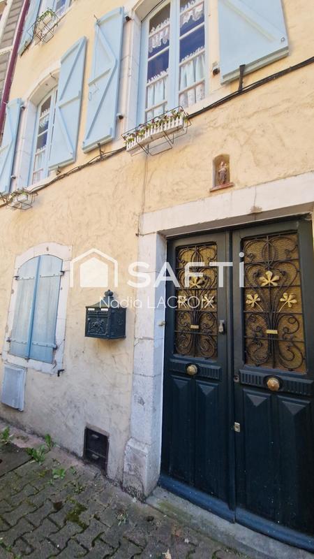 Maison - 186 m² - 6 pièces