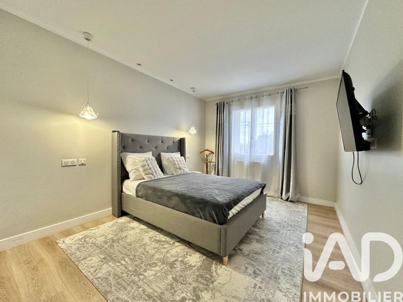 Maison - 156 m² - 7 pièces