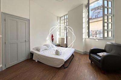 Appartement - 104 m² - 4 pièces