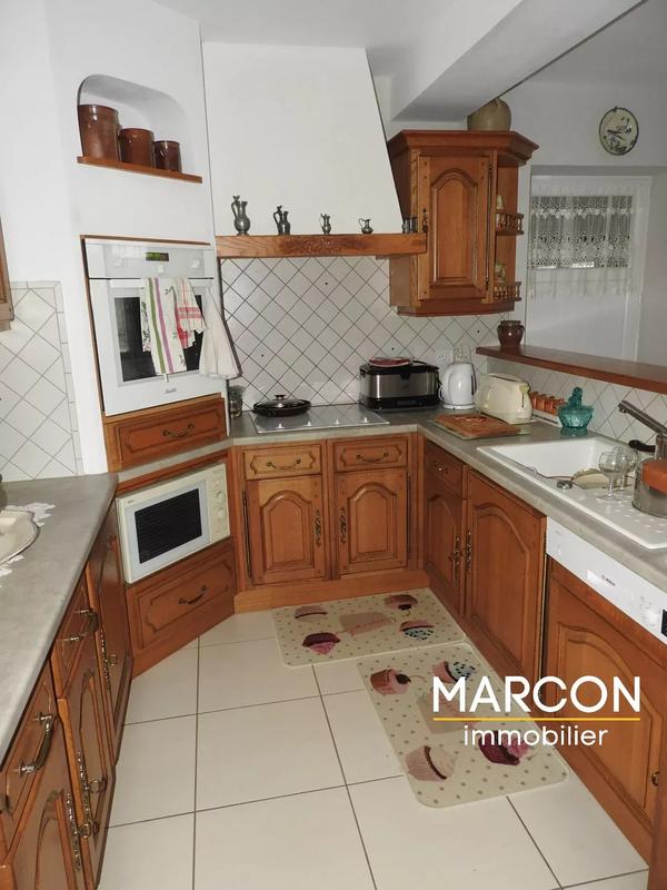 Maison - 168 m² - 7 pièces