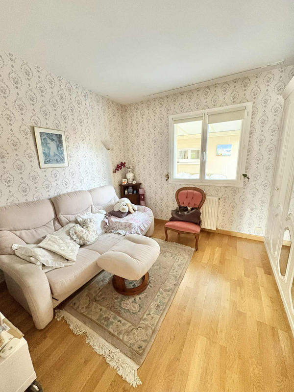 Maison - 219 m² - 6 pièces