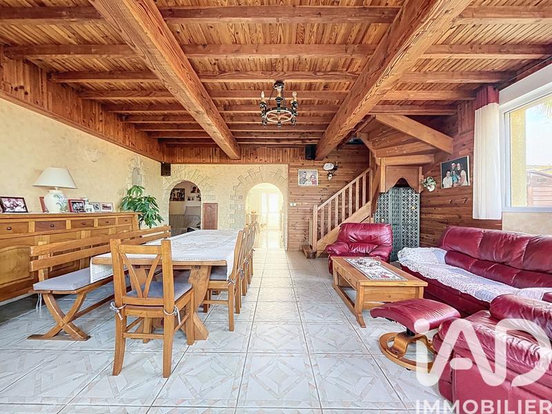 Maison - 174 m² - 10 pièces