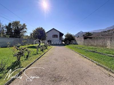 Maison - 128 m² - 5 pièces