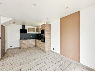 Maison - 102 m² - 6 pièces