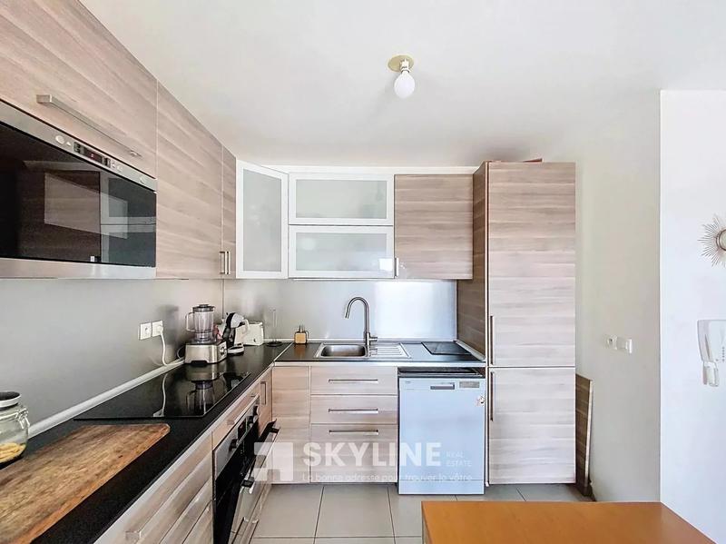 Appartement - 80 m² - 4 pièces