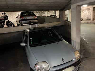 Parking / Garage - 10 m²
