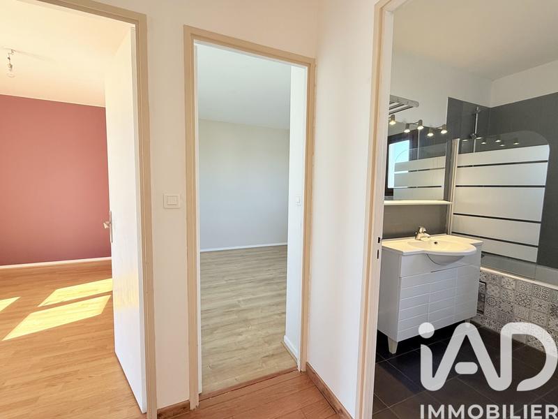 Appartement - 80 m² - 4 pièces