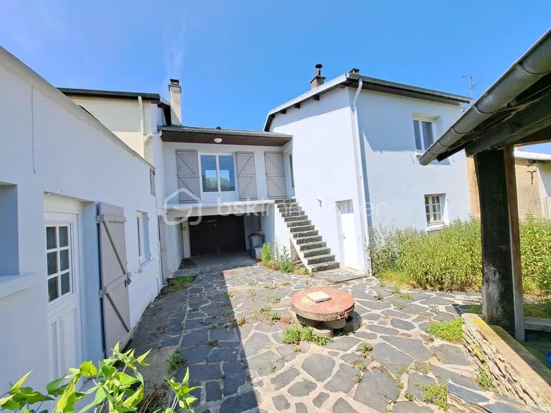 Maison - 145 m² - 6 pièces