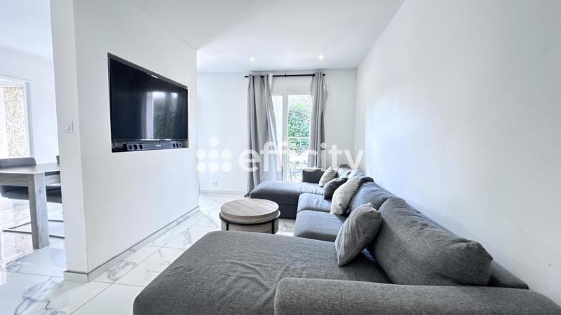 Pavillon - 110 m² - 4 pièces