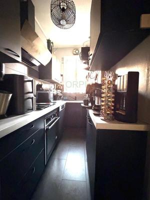 Maison - 158 m² - 8 pièces