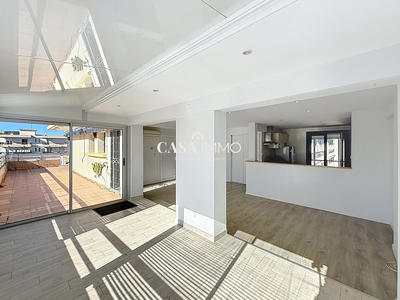 Appartement - 96 m² - 4 pièces