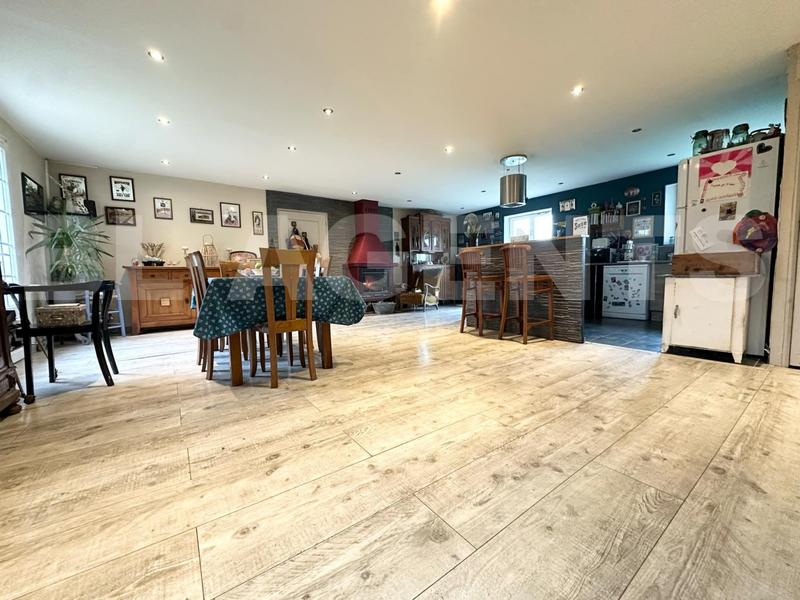 Maison - 130 m² - 6 pièces