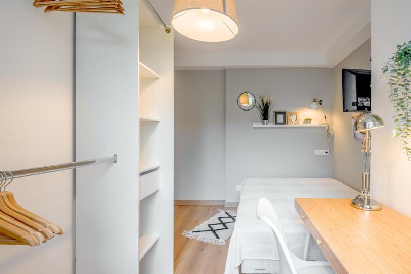 Appartement - 94 m² - 6 pièces