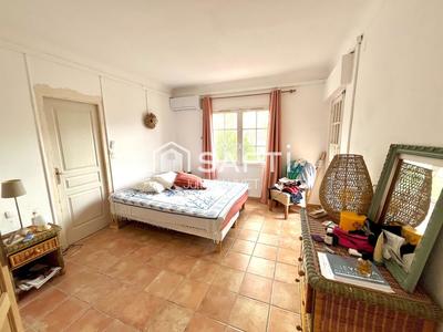 Appartement - 110 m² - 4 pièces