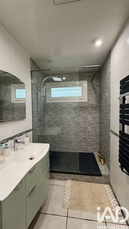 Maison - 142 m² - 6 pièces