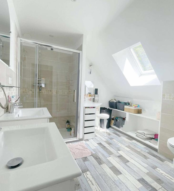 Maison - 174 m² - 7 pièces