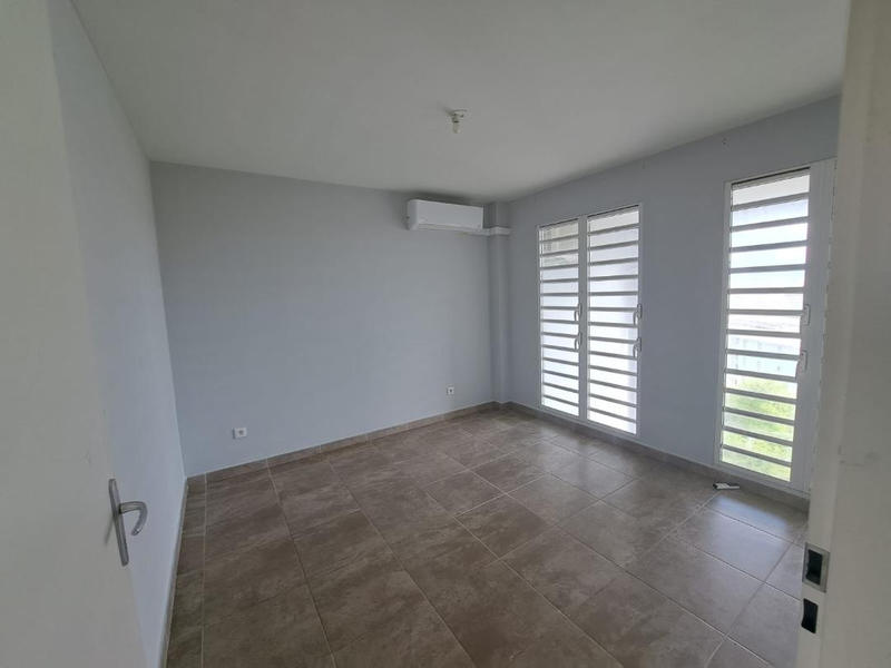 Appartement - 111 m² - 4 pièces