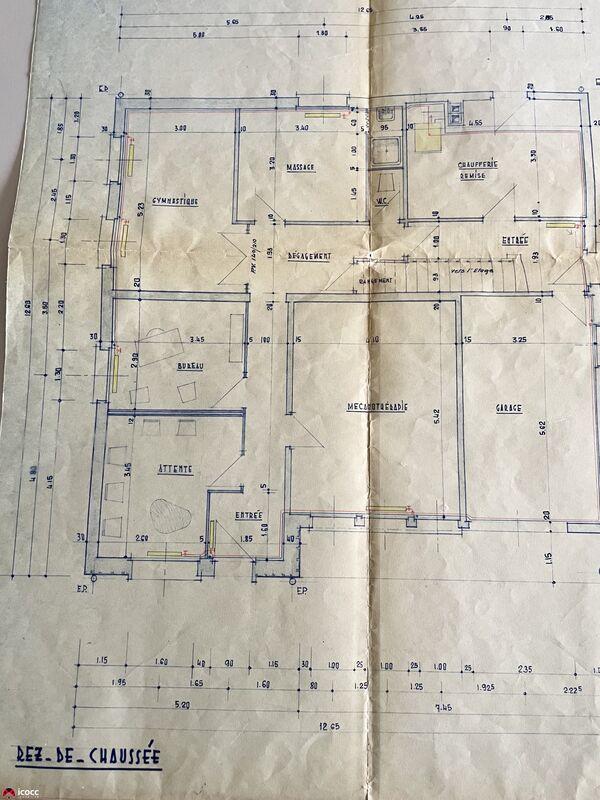 Immeuble mixte - 342 m² - 19 pièces
