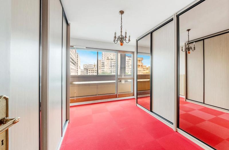 Appartement - 142 m² - 7 pièces