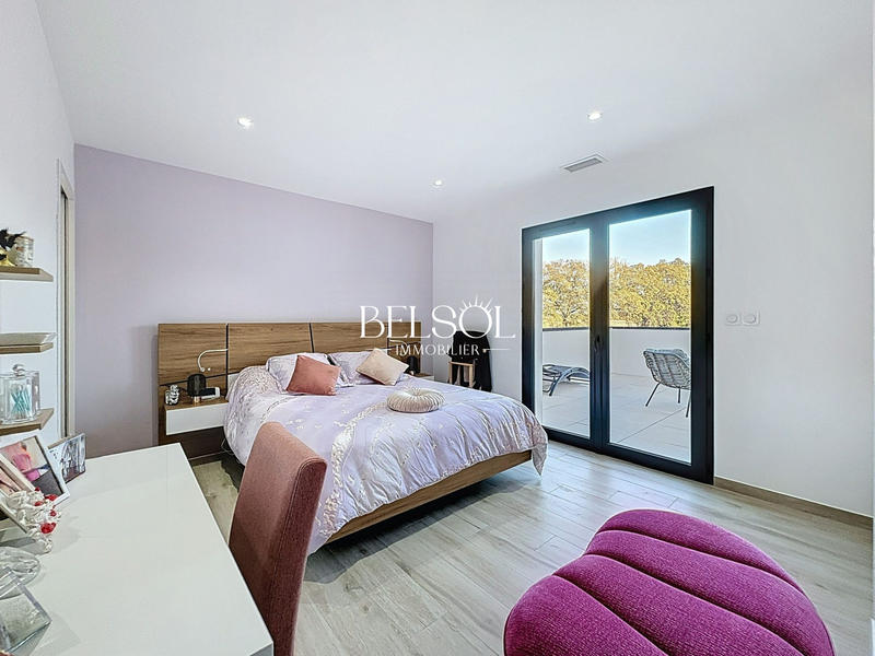 Villa - 140 m² - 5 pièces