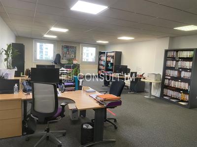 Bureau - 400 m²