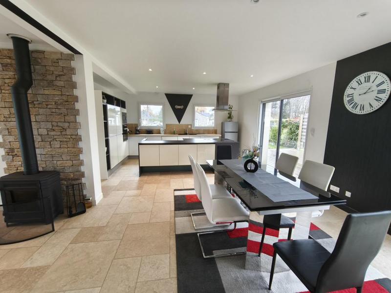 Pavillon - 163 m² - 5 pièces