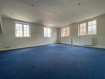 Appartement - 280 m² - 11 pièces