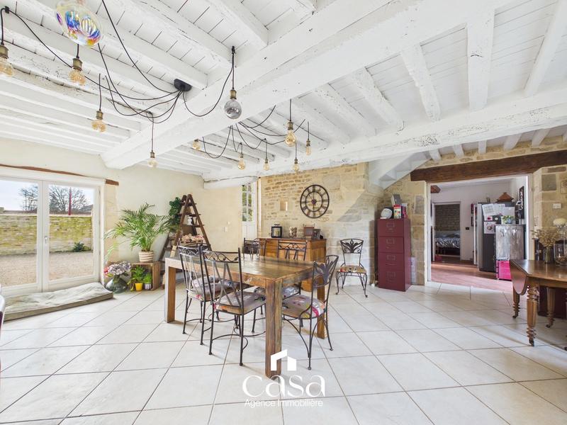 Maison ancienne - 349 m² - 9 pièces
