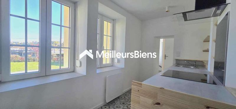 Maison - 95 m² - 5 pièces