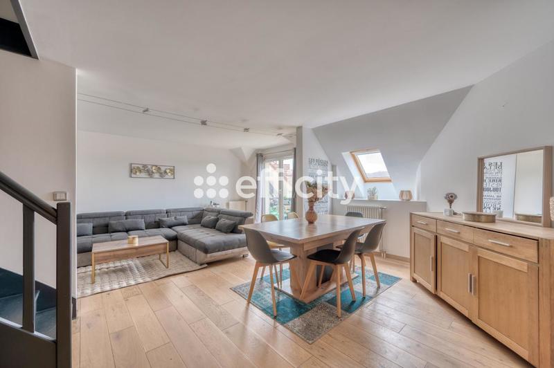 Appartement - 100 m² - 5 pièces